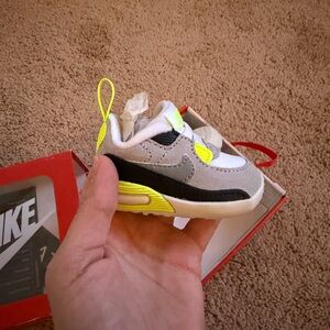 Nike Kids Sneakers - Gray, Yellow, and Black